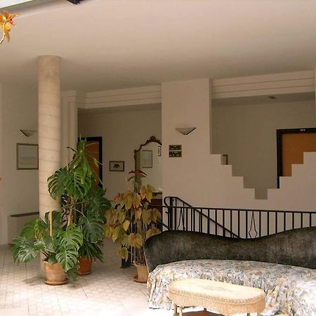 Hotel Piccolo Paradiso Di ローディ・ガルガーニコ エクステリア 写真