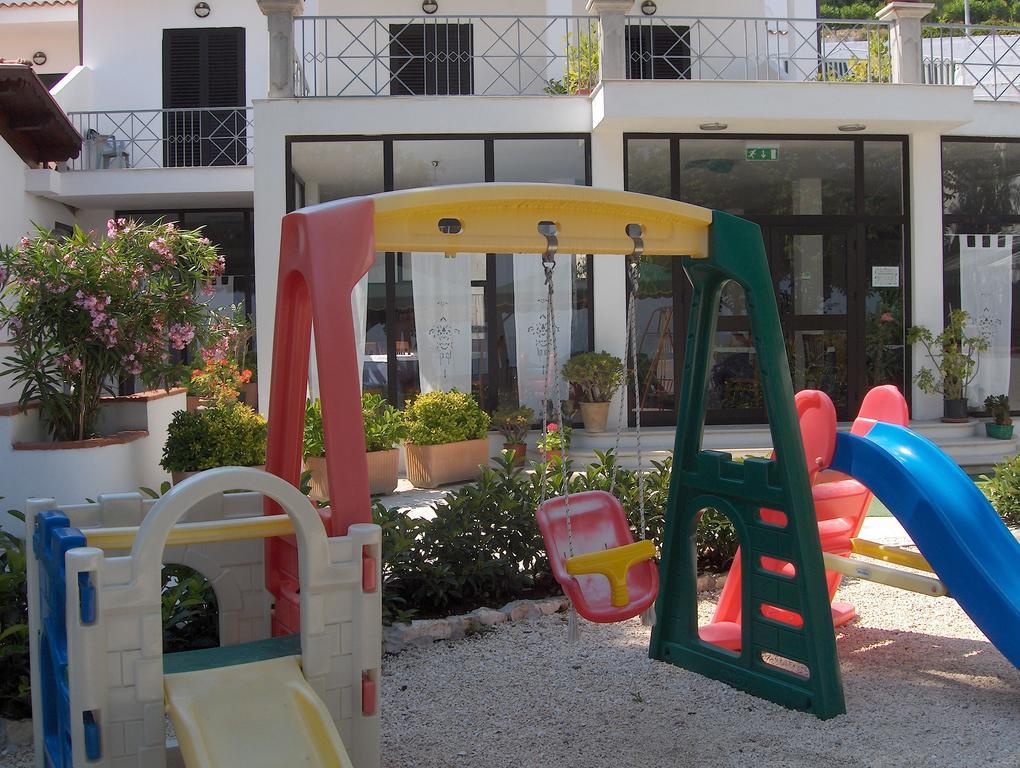 Hotel Piccolo Paradiso Di ローディ・ガルガーニコ エクステリア 写真